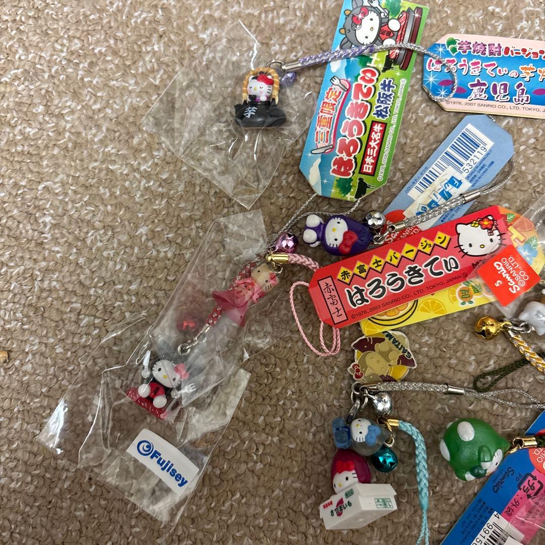 ランダムご当地キティストラップ11個