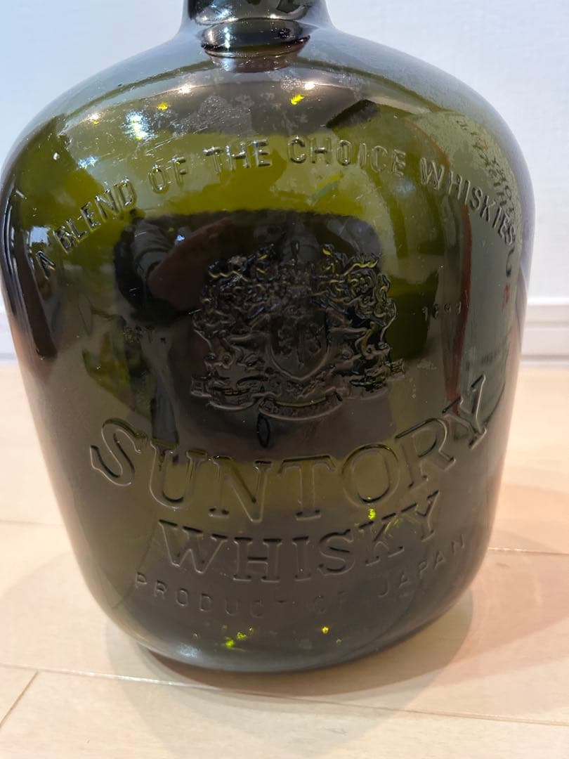 サントリーウイスキー　空瓶　４Ｌ箱付き