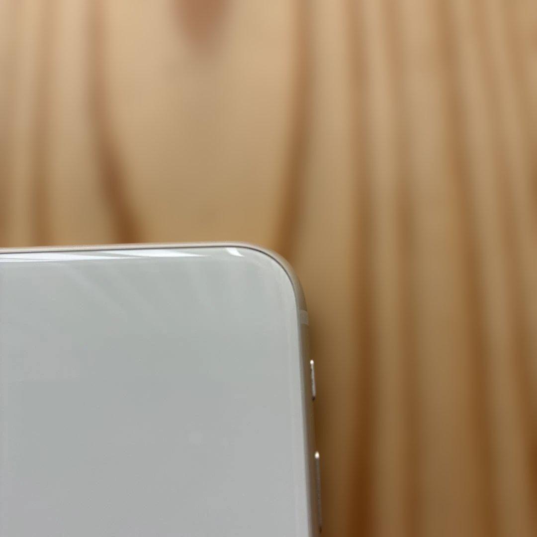 【美品】純正バッテリー iPhone SE3 ホワイト128 GB 本体