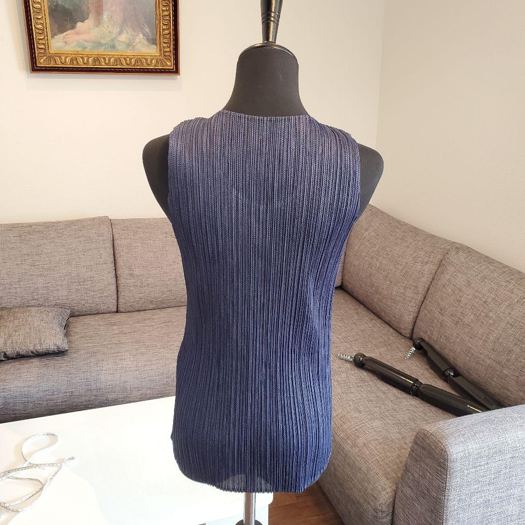 美品　PLEATS PLEASE　プリーツプリーズ　タンクトップ　紺ヘリンボーン