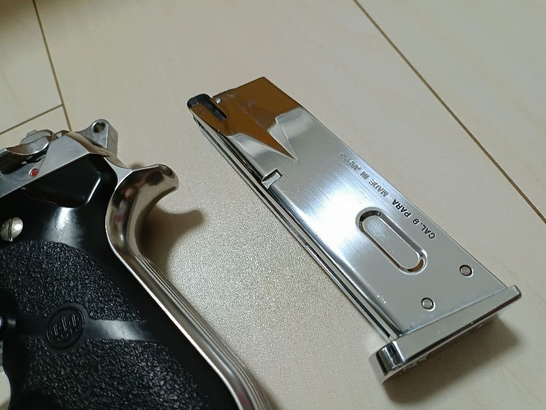 【中古品】東京マルイ ガスガン「M92F クロームステンレス」※訳あり