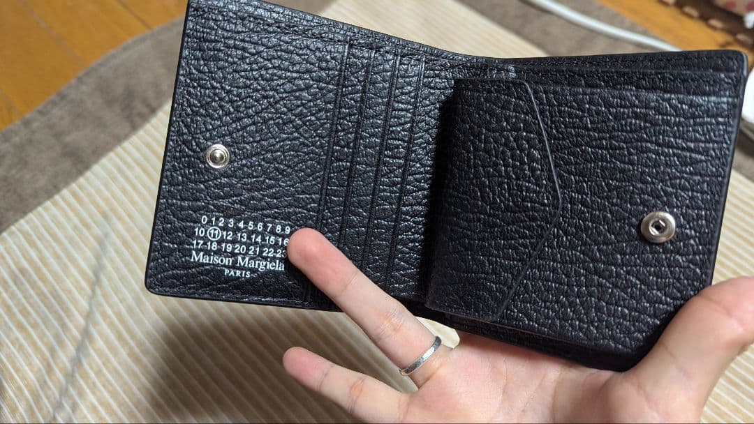 新品未使用品Maison Margielaレザー 二つ折り財布