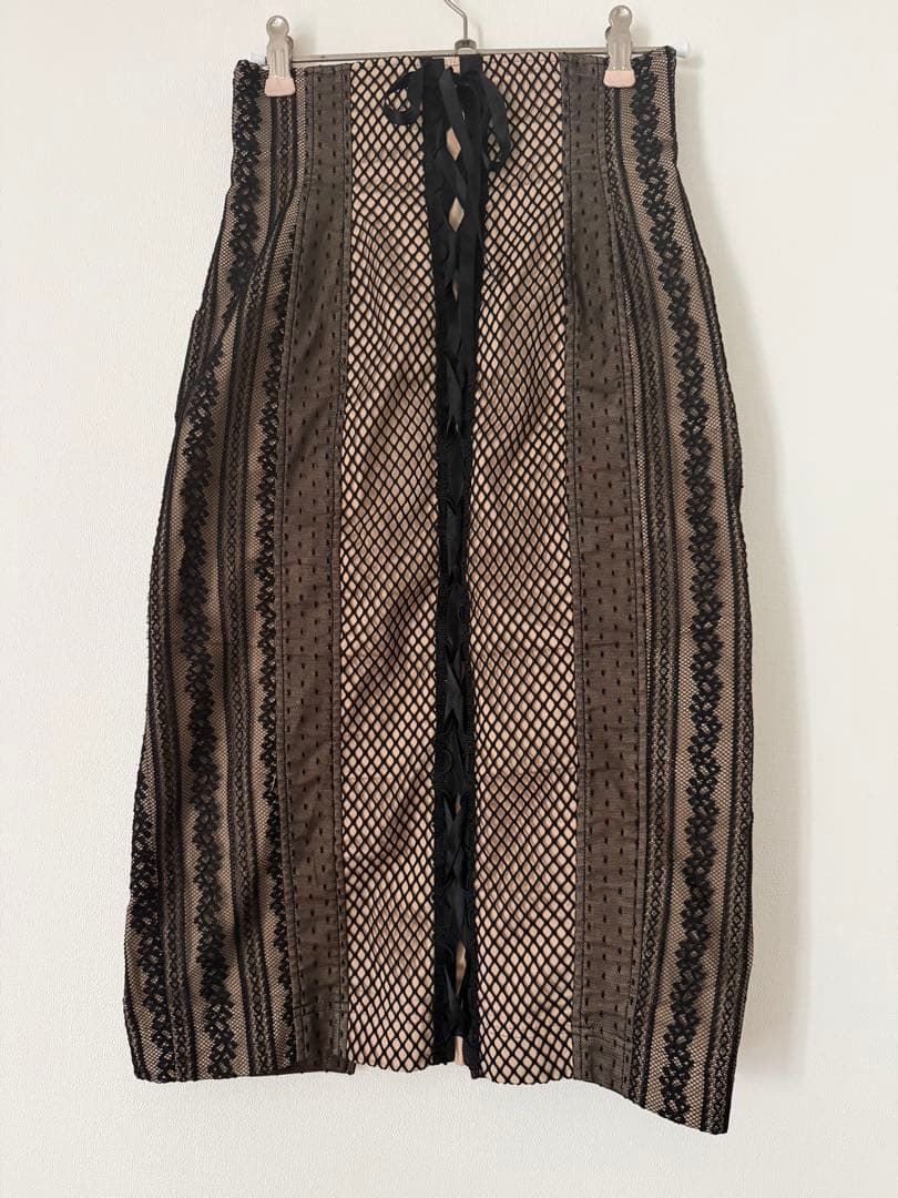 Lily Sunocoff レース　タイトスカート