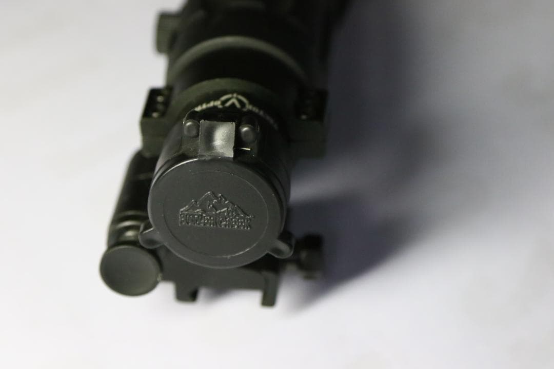 VECTOR OPTICS 光学機器 マグファイヤーブラック マウント付き