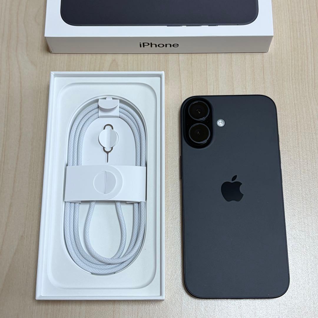 【美品】バッテリー100％ iPhone16 128GB SIMフリー