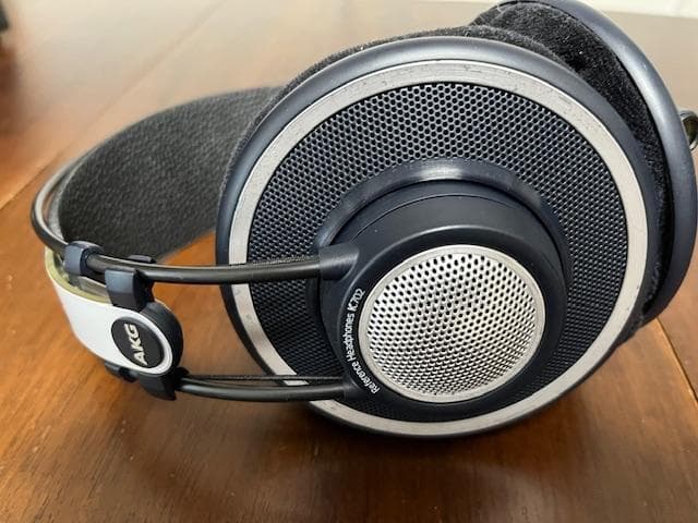 アーカーゲー AKG K702 リファレンススタジオ ヘッドホン箱付