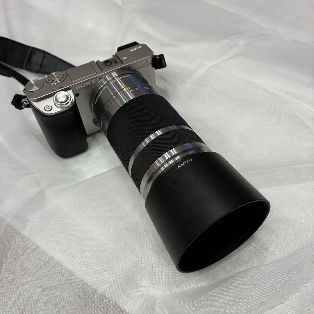 ミラーレス　一眼レフ　カメラ　SONY α6000 望遠レンズ付き