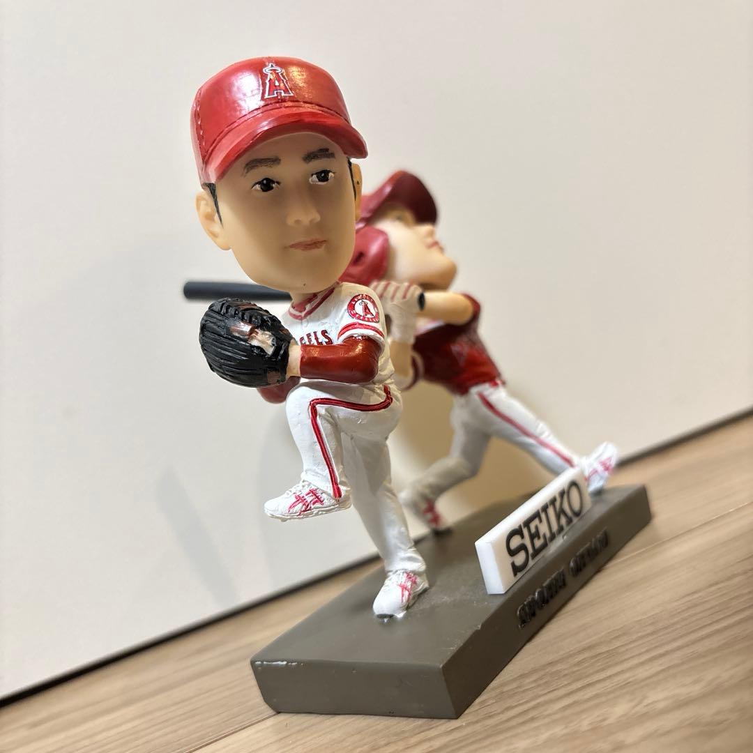 y*様 【非売品】SEIKOアストロン大谷翔平フィギュア2体セット