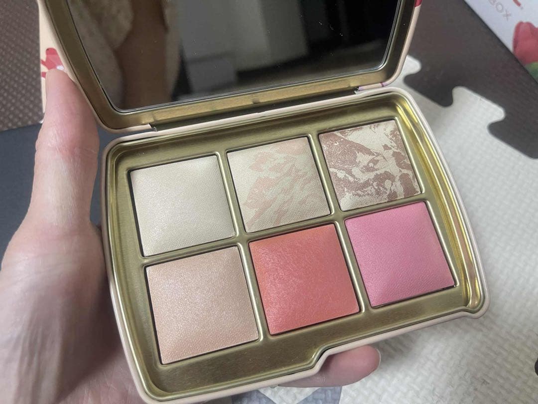 HOURGLASSアンビエントライティングエディット 2023 DEER 限定盤