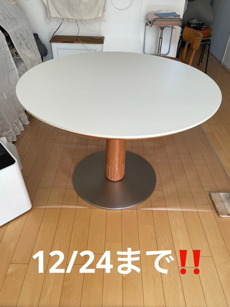 最終日！美品　円形ダイニングテーブル ホワイト 110cm