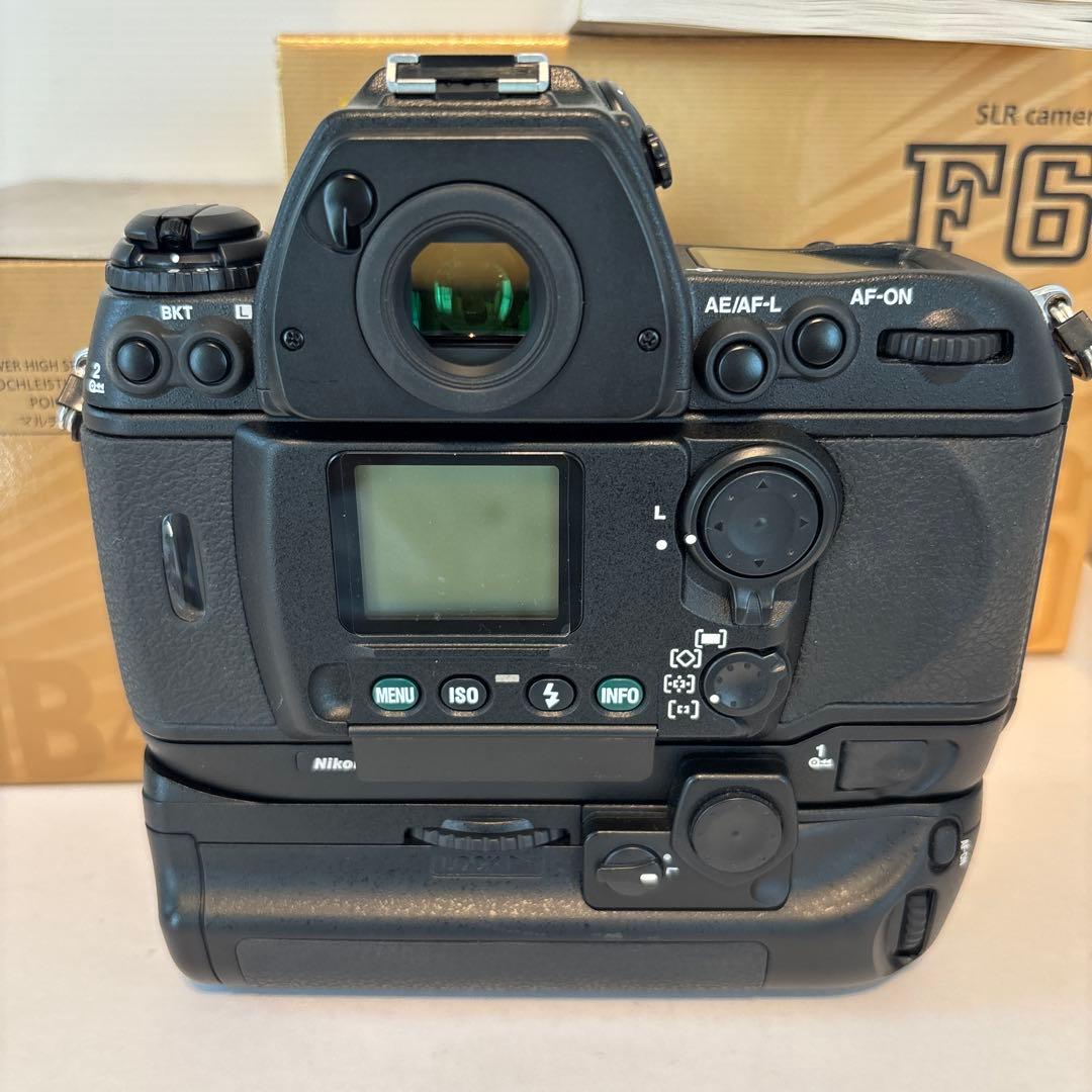【新品同様】ニコン Nikon F6 MB-40 プロストラップ付