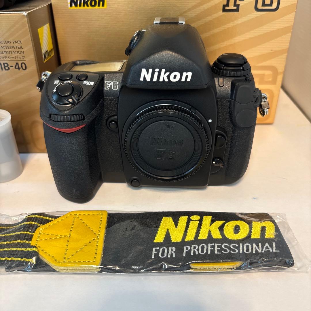 【新品同様】ニコン Nikon F6 MB-40 プロストラップ付