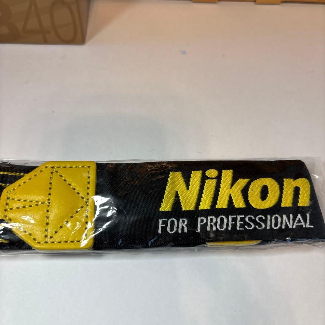 【新品同様】ニコン Nikon F6 MB-40 プロストラップ付