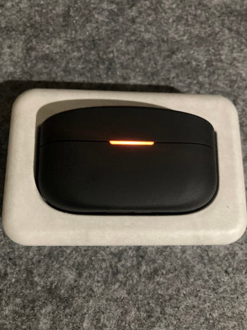 【美品】SONY WF-1000XM4 ノイズキャンセリングイヤホン 付属品あり