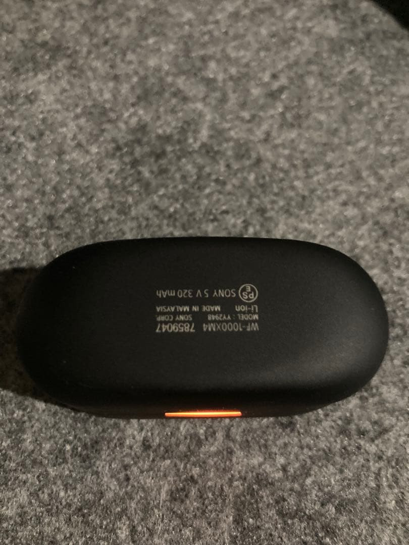 【美品】SONY WF-1000XM4 ノイズキャンセリングイヤホン 付属品あり