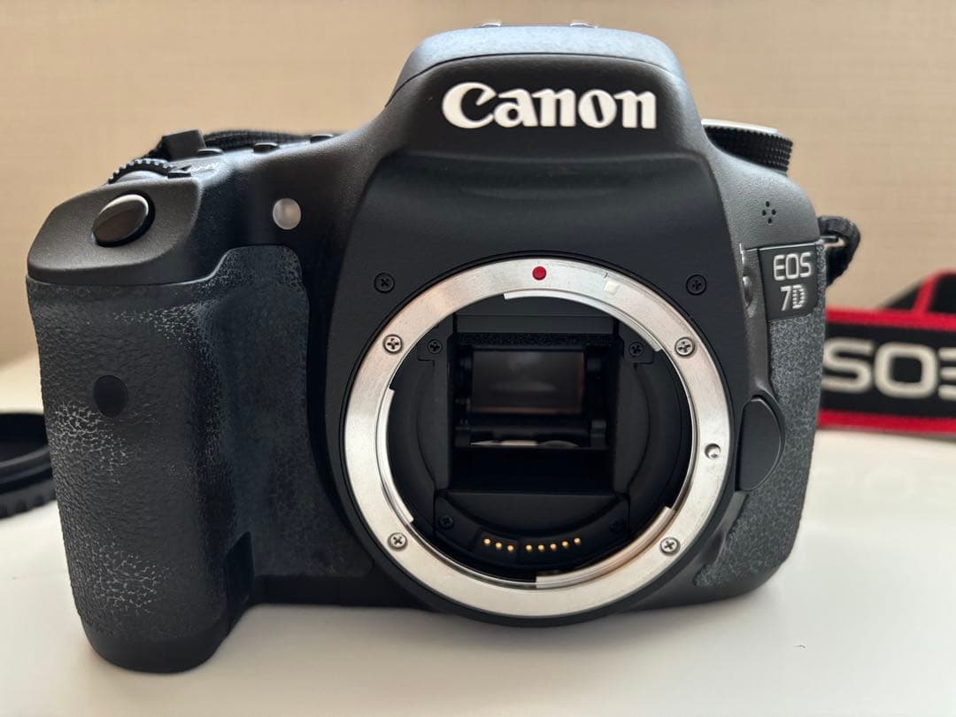 Canon EOS 7D デジタル一眼レフカメラ 本体