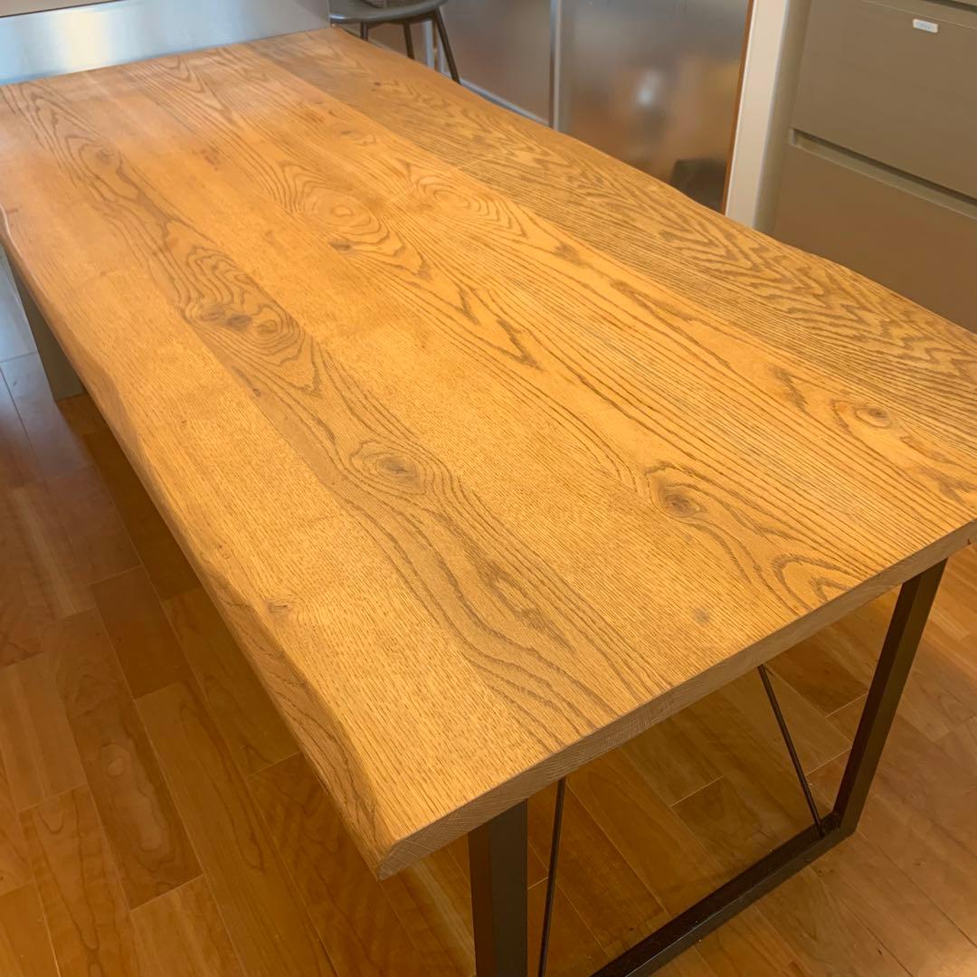 【引取り限定】天然の無垢材（集成材）　ダイニングテーブル