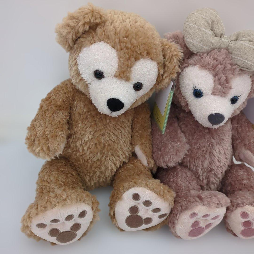 新品タグ付き　ダッフィーとシェリーメイののぬいぐるみ2体セット　ディズニー