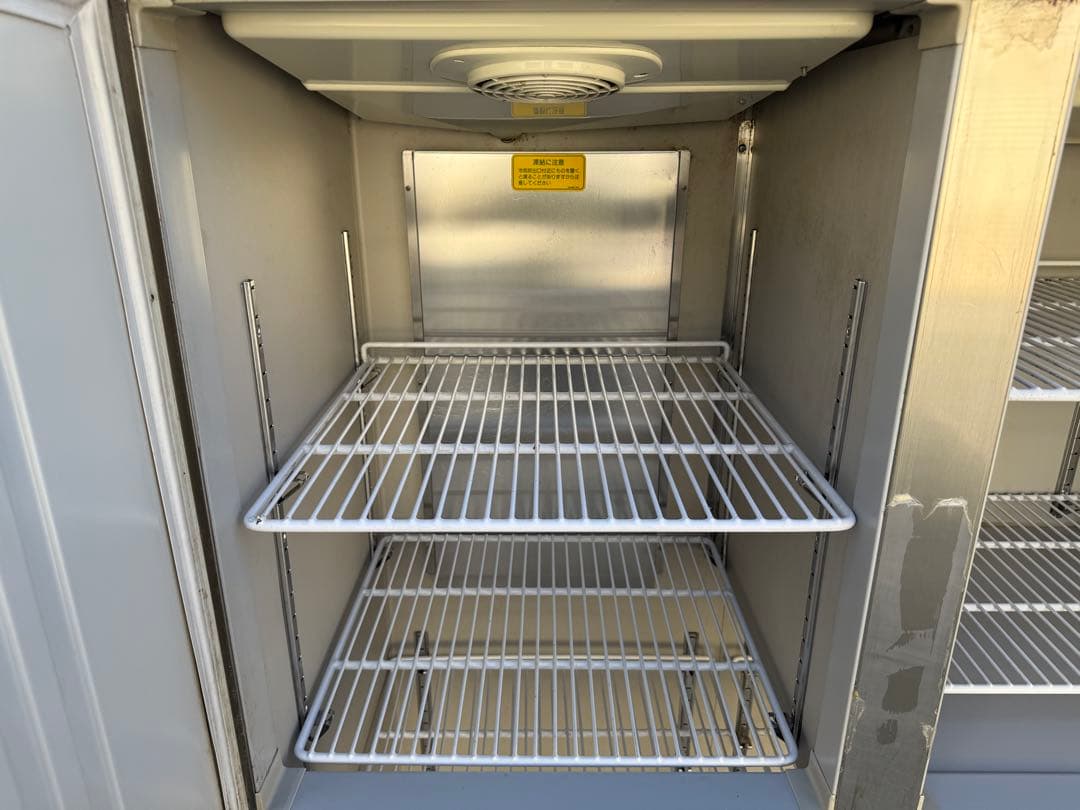 ホシザキ　HOSIZAKI　縦型冷凍冷蔵庫　厨房　飲食店　HRF-120SVT