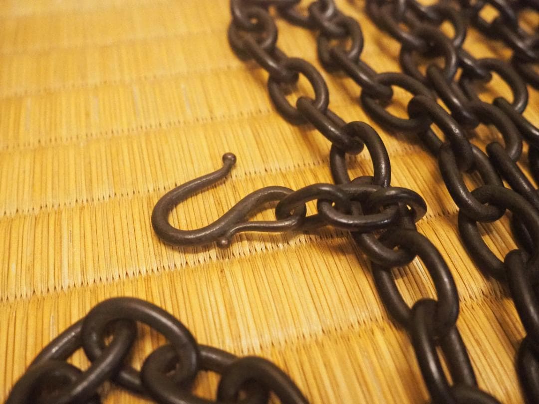 表千家13世即中斎宗左御書付  11代中川浄益造  利休形 釜鎖（共箱）