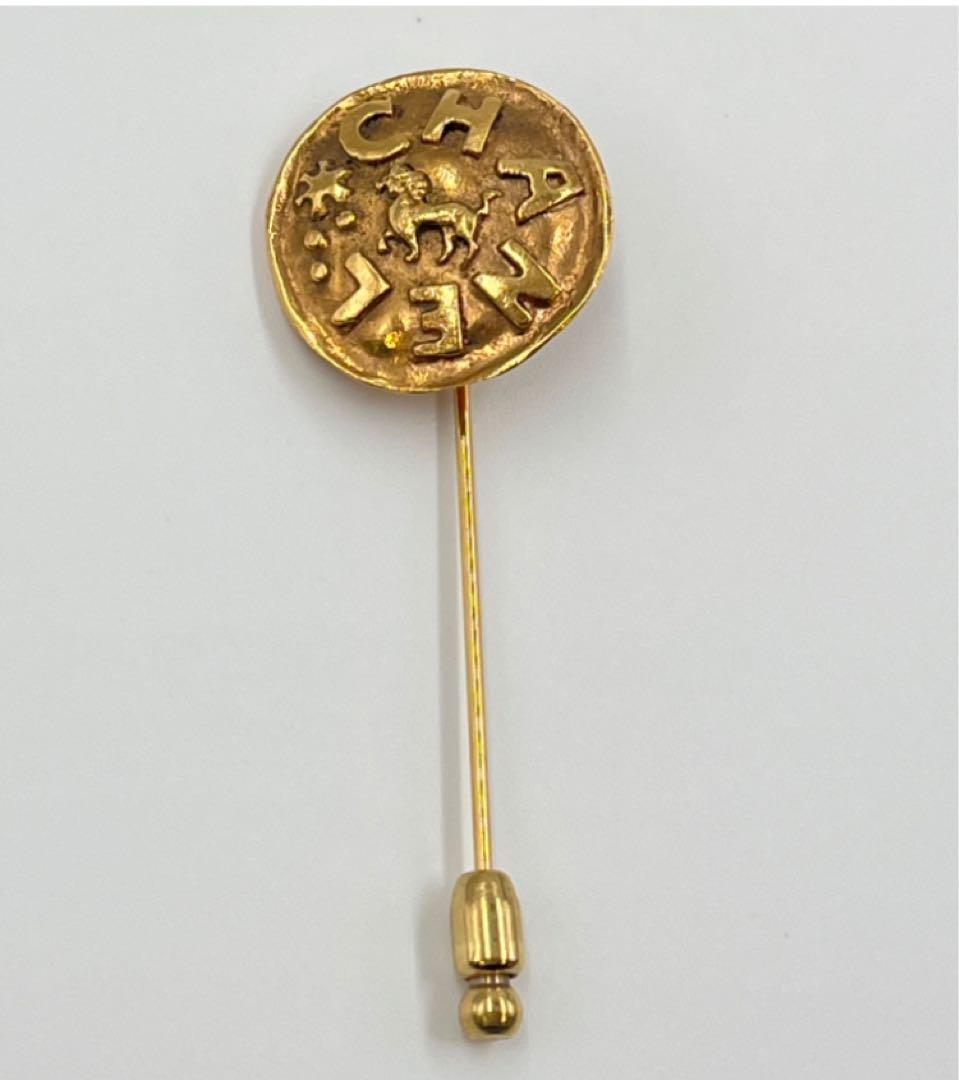 シャネル　CHANEL ピンブローチ　ホース