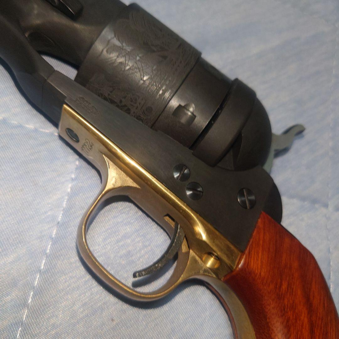ハートフォード製コルト1861ネービー