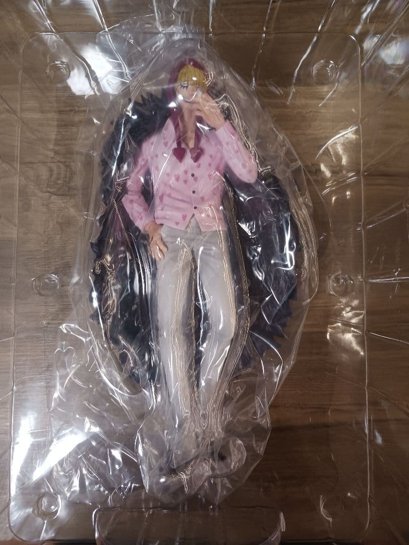 ワンピース　フィギュア　一番くじ　The Unbreakable Law　開封品