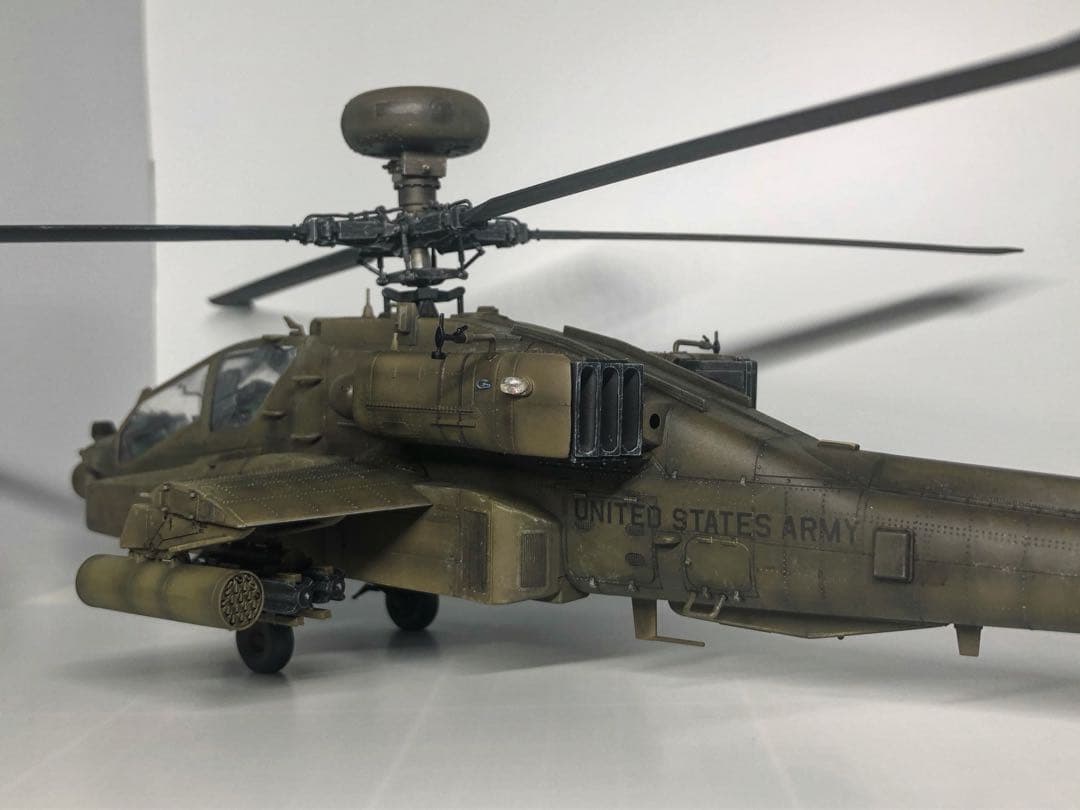 海賊プラモデル屋完成品】長谷川 1/48 AH-64Dアパッチ 完成品
