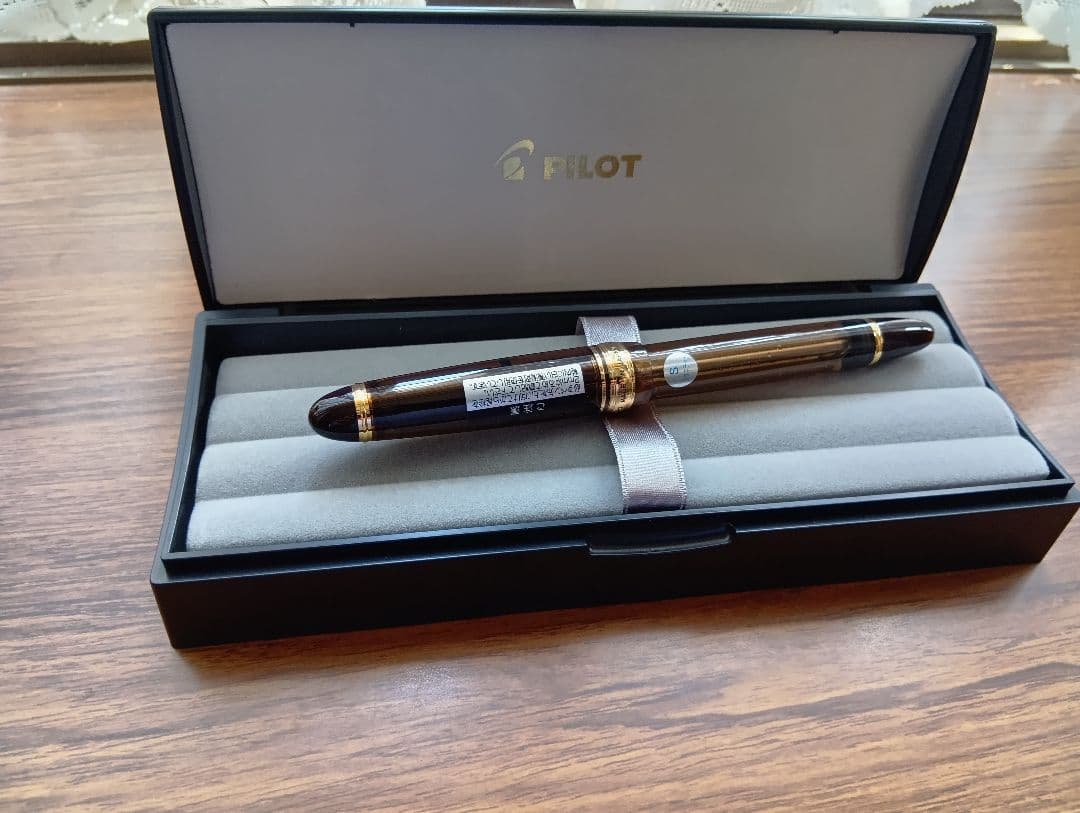 パイロット 万年筆 カスタム823 シグネチャー ブラウン