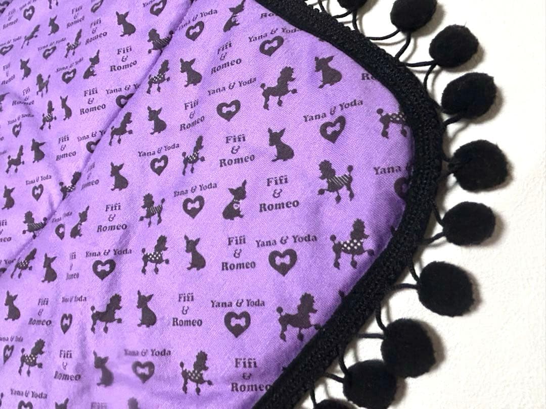 新品ナイガイ製フィフィアンドロメオ　 　　　 カフェマット　Yana Yoda