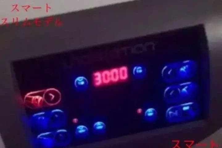 2020版、キャビテーション40K＋マルチポーラ式ラジオ波LED光＋吸引、業務用