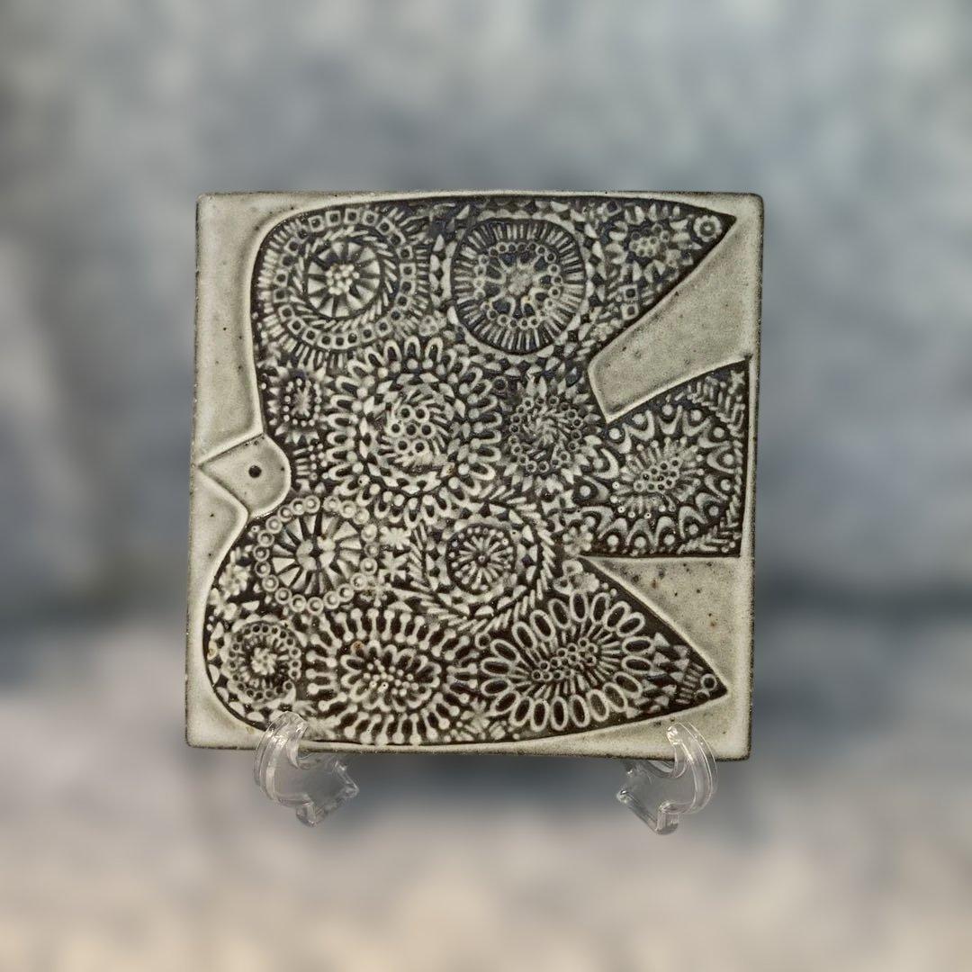 バーズワーズ　陶板　陶版　flying bird鳥模様の陶器プレート