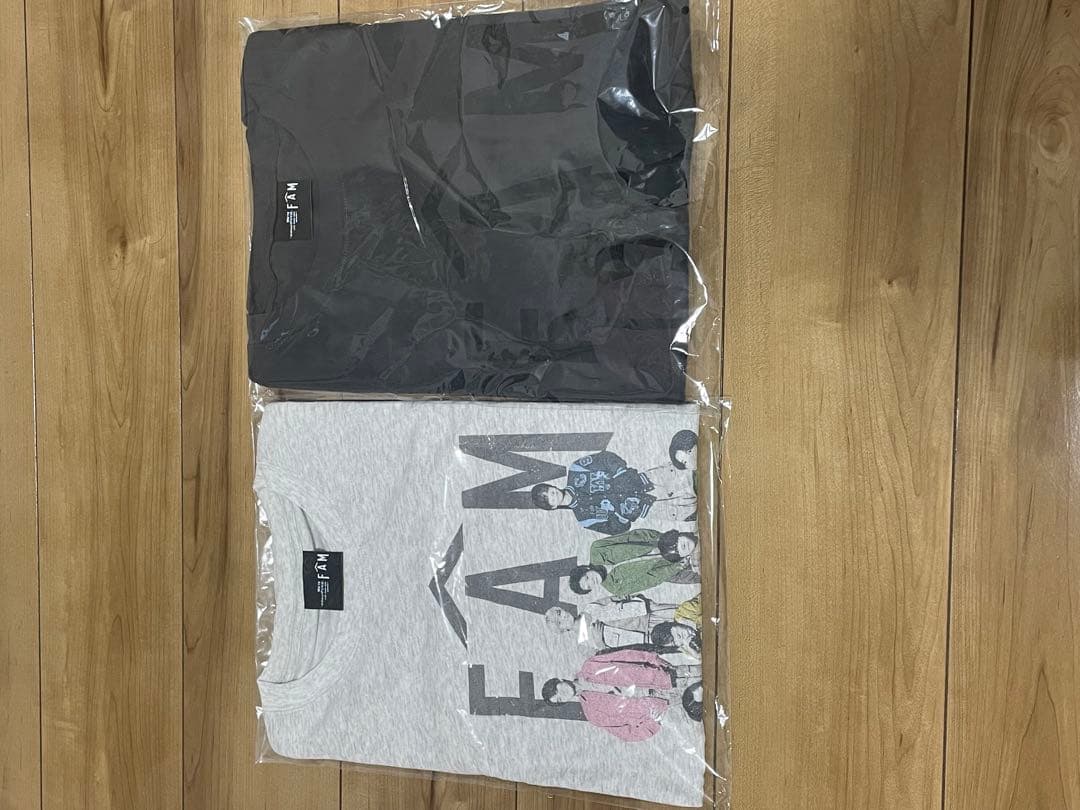 【新品未開封】timelesz FAM ホワイト　チャコールグレーTシャツ2枚組
