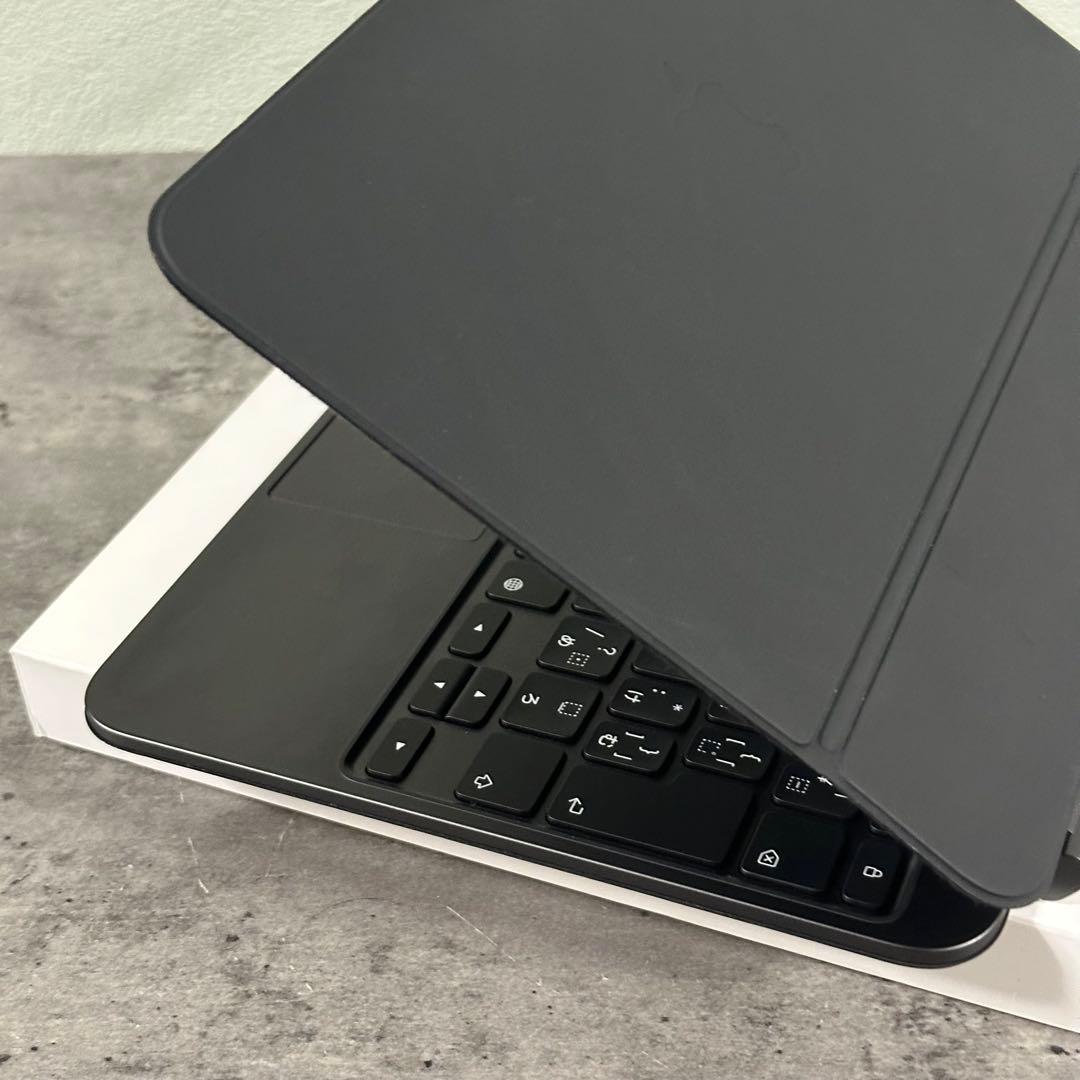 キーボード Magic Keyboard MWR23J/A iPadPro11 M4