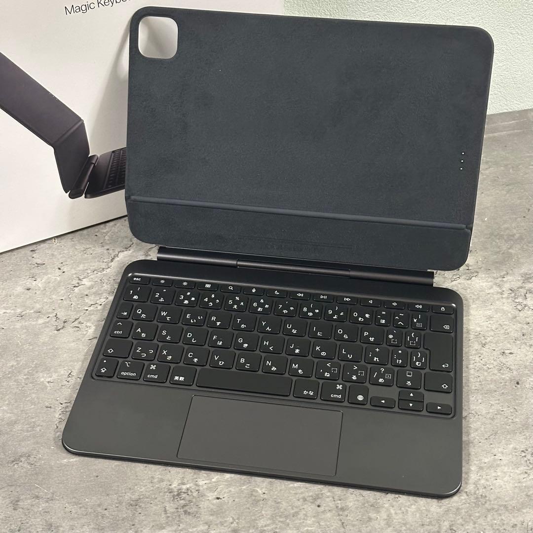 キーボード Magic Keyboard MWR23J/A iPadPro11 M4