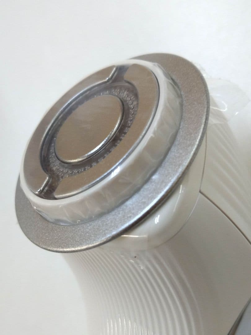 未使用品　ReFa 美顔器 RE-AA02A　ホワイト