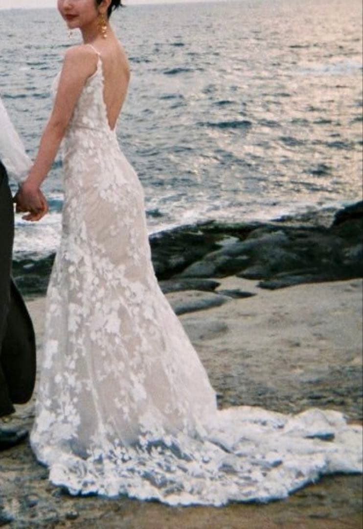 ドレスプロダクション　刺繍レース 背中開きソフトマーメイドドレスMサイズ