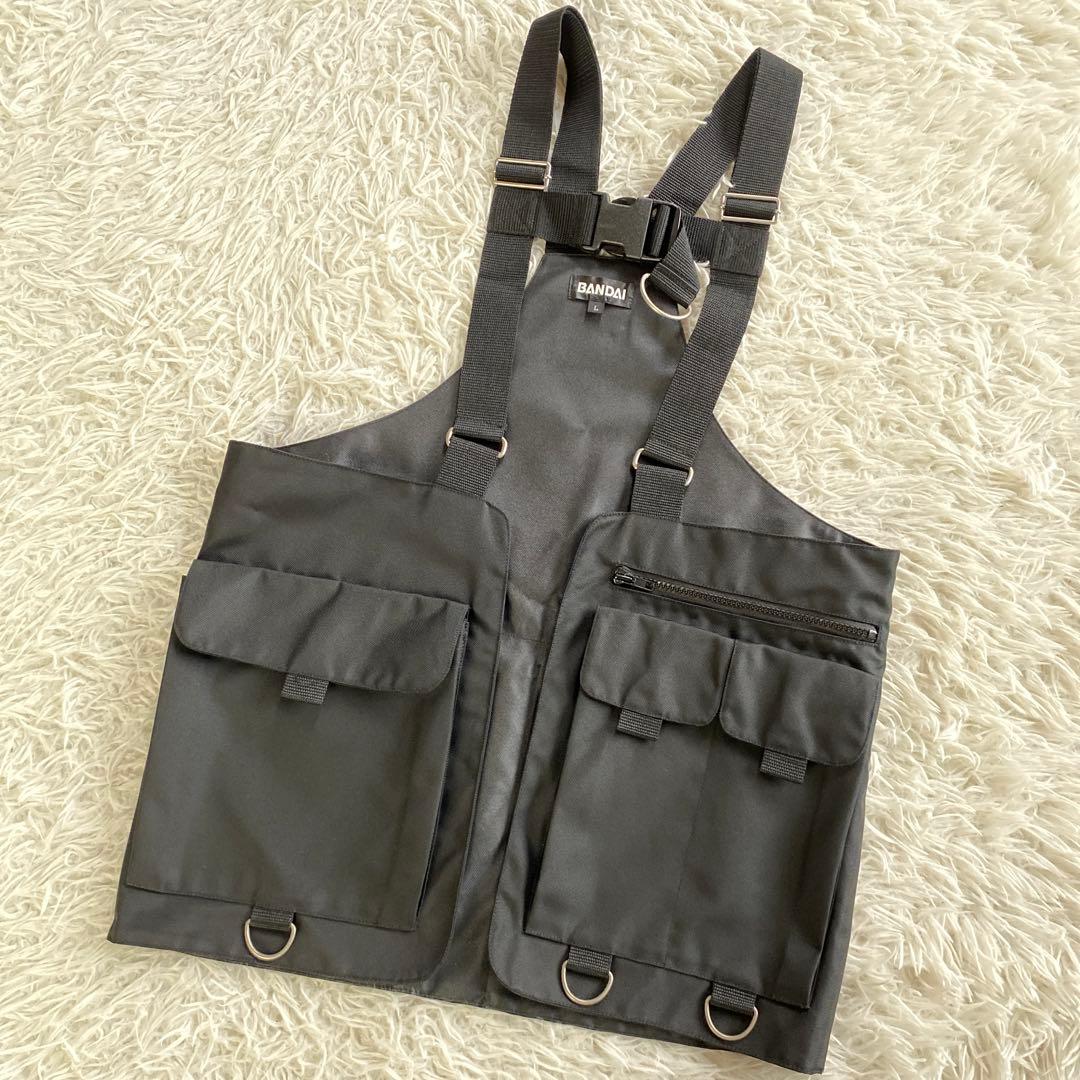 公式　BANDAI 仮面ライダーギーツ DGP ジャケット＆ベスト&パンツ