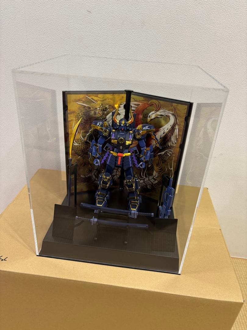 ガンプラ　MG 武者ガンダムMK-2 アクリルケース付き