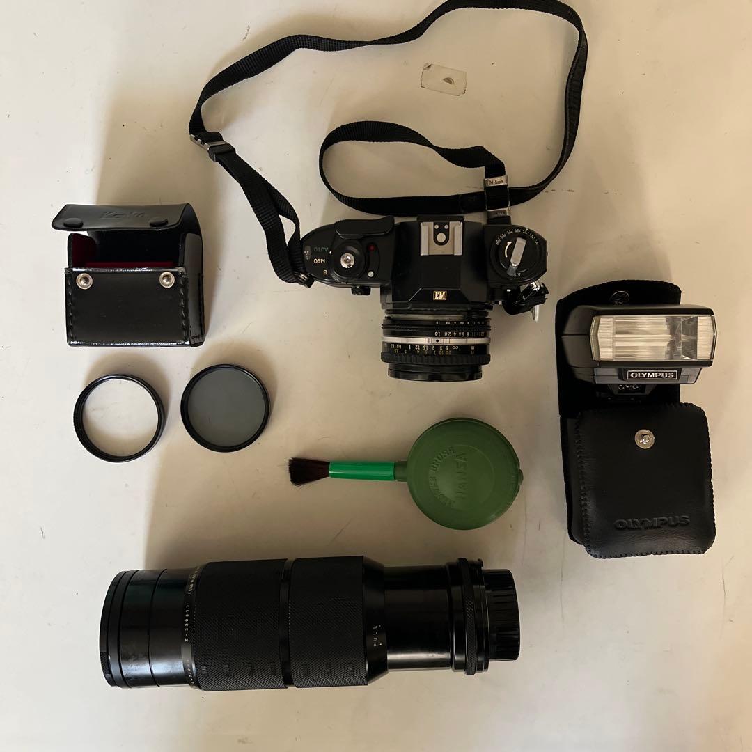 Nikon EM 　一眼レフカメラ標準レンズ・他セット