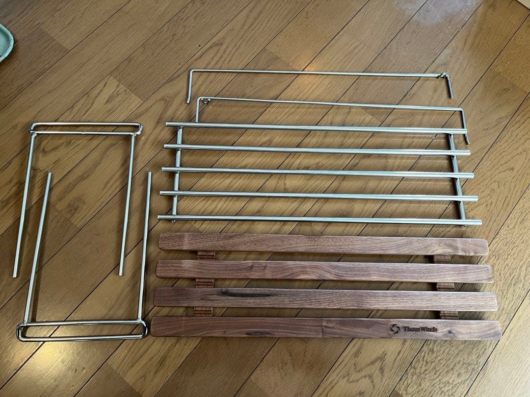 thouswinds テーブル