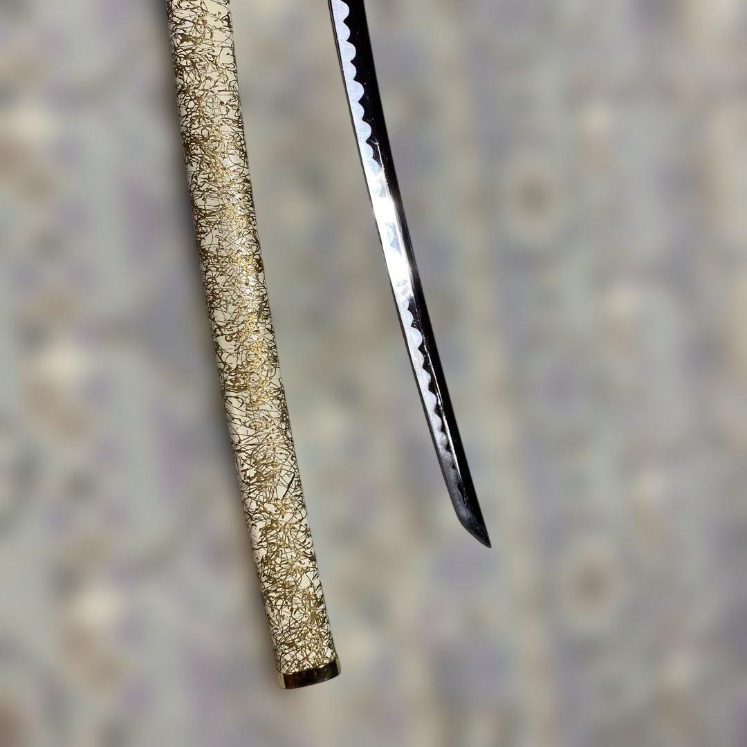 格安豪華版模造刀 黄色柄 鍔無し 金糸模様白鞘