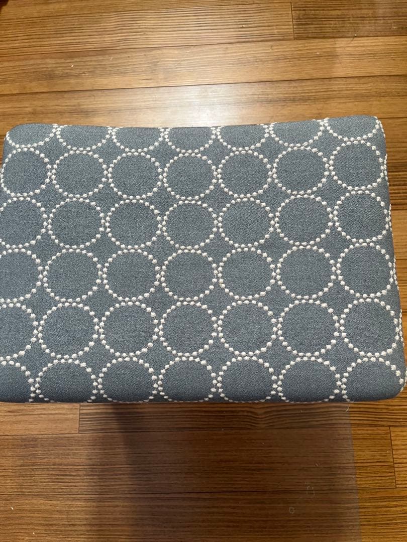 ミナペルホネン dop生地　スツール