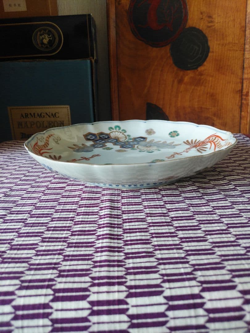 saiさん 古伊万里 桐菊鳳凰文輪花皿 と伊万里皿4枚 まとめて