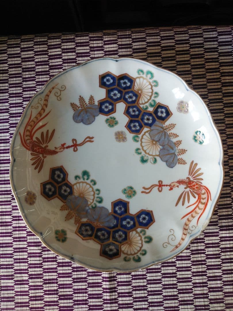 saiさん 古伊万里 桐菊鳳凰文輪花皿 と伊万里皿4枚 まとめて