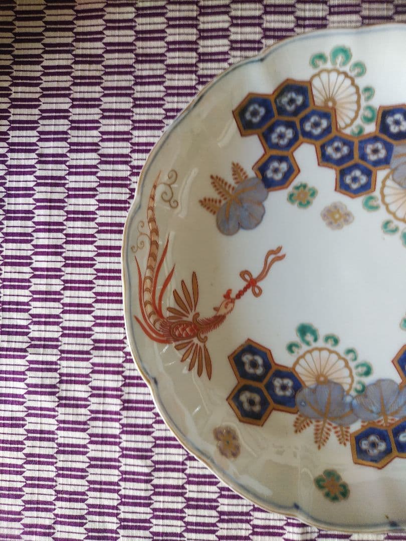 saiさん 古伊万里 桐菊鳳凰文輪花皿 と伊万里皿4枚 まとめて