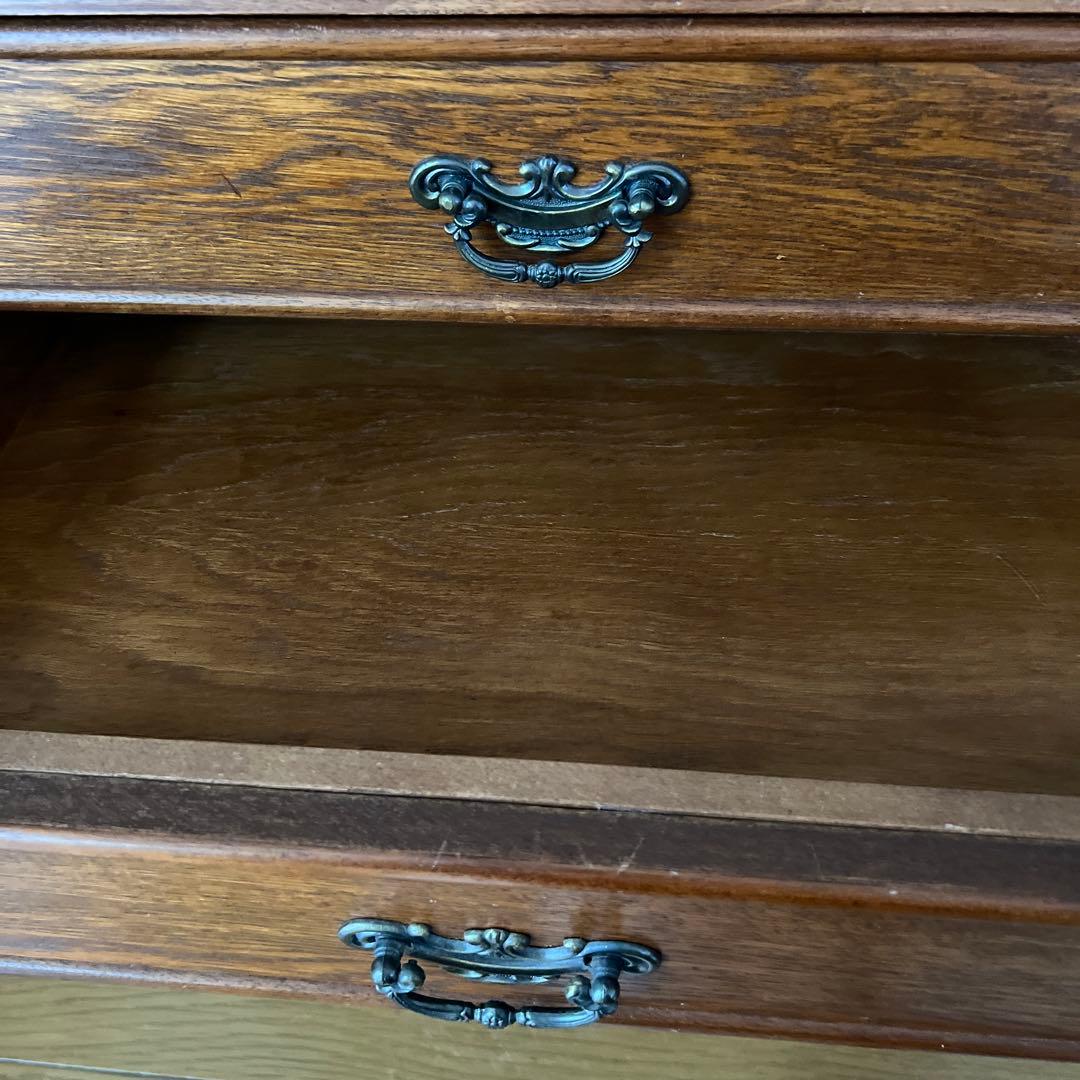 オーク材のヴィンテージチェスト