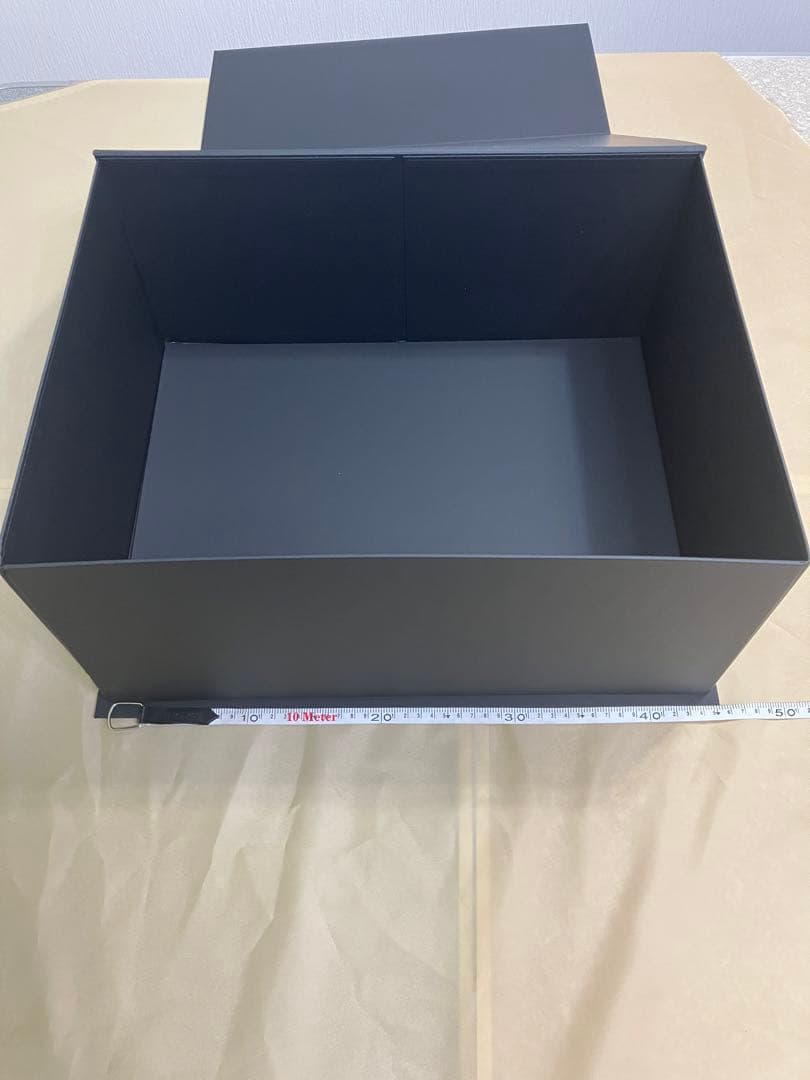 CHANEL マグネットタイプ 大　空箱　マグネットボックス　磁石付箱