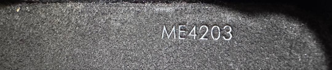 美品［正規品］ルイヴィトン　iPhone 15 Pro ケース箱付き