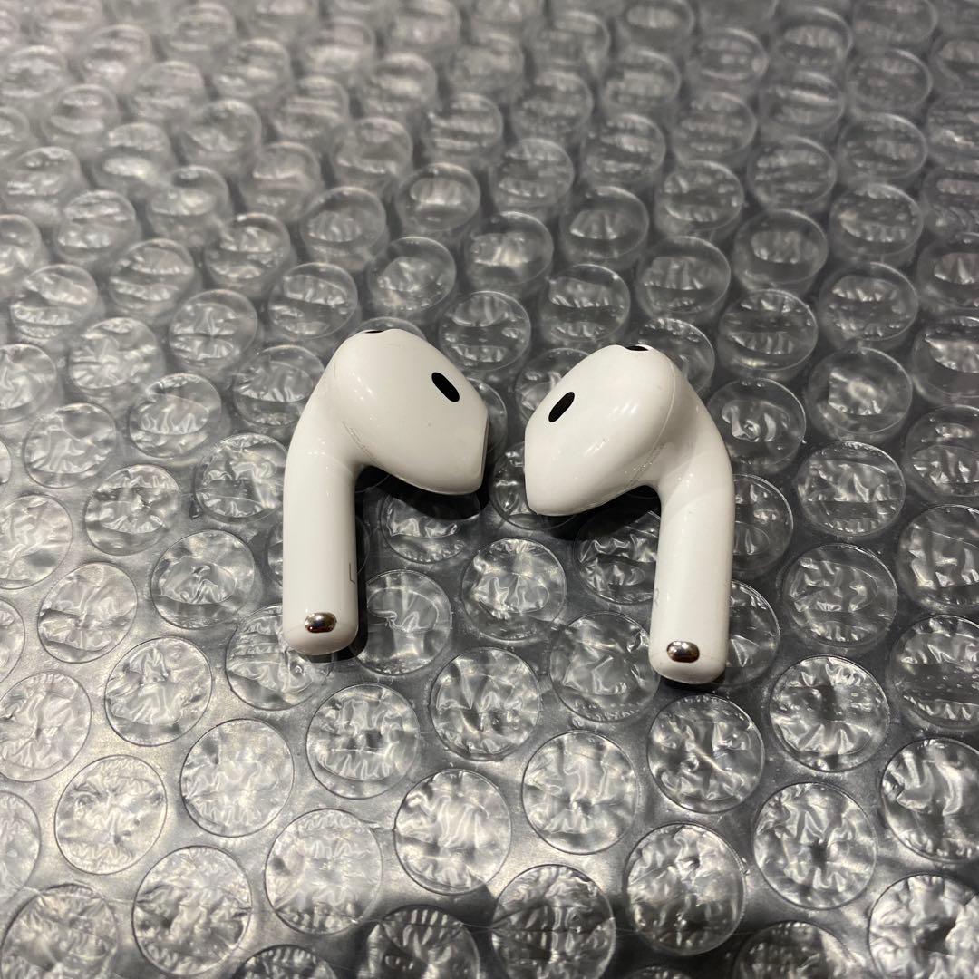 イヤホン AirPods4